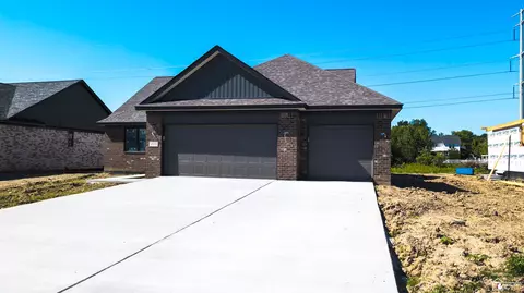 Exterior - 4935 Skylark, Monroe, MI 48161 photo 2 of 4