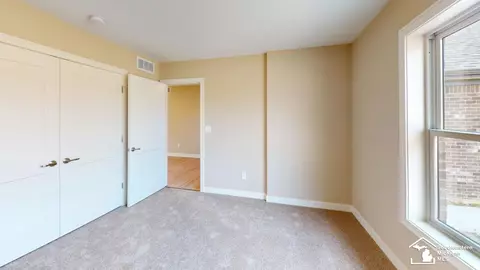 Bedroom - 4935 Skylark, Monroe, MI 48161 photo 4 of 6