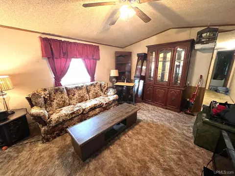 5398 18th, Escanaba, MI 49829 photo 4