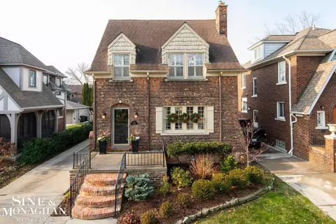 223 Mckinley, Grosse Pointe Farms, MI 48236