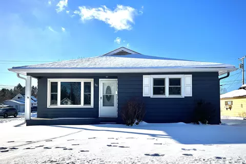 301 Brown, Norway, MI 49870