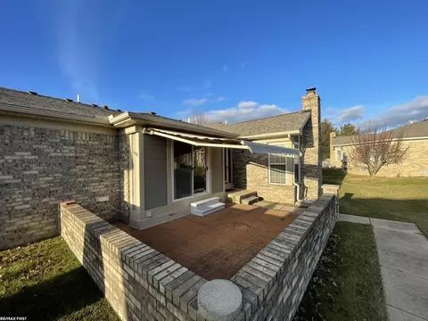 50170 Sebring, Macomb, MI 48044 photo 4