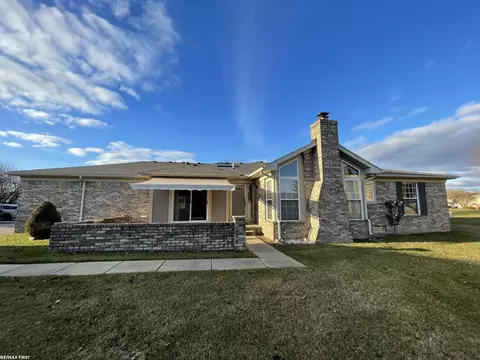 50170 Sebring, Macomb, MI 48044