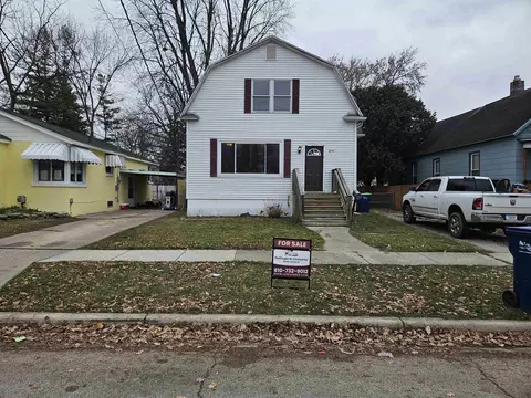 1012 N Walnut, Bay City, MI 48708
