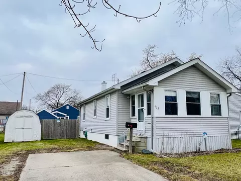 423 James, Bay City, MI 48706