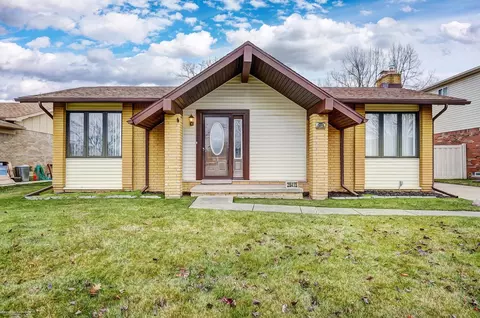 28415 Mayfair, Brownstown Twp, MI 48183