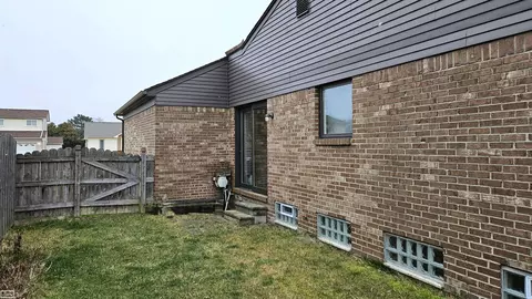 46049 Apple, Macomb Twp, MI 48044 photo 28