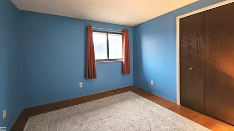 46049 Apple, Macomb Twp, MI 48044 photo 17