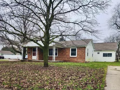 814 S 8th, Saint Clair, MI 48079