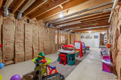 1260 Sutton, Adrian, MI 49221 photo 42