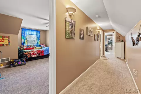 1260 Sutton, Adrian, MI 49221 photo 33