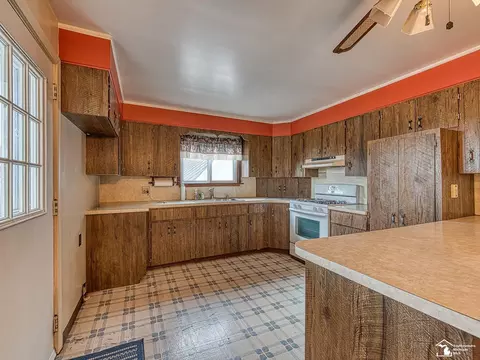 6397 Stewart, Monroe, MI 48162 photo 3