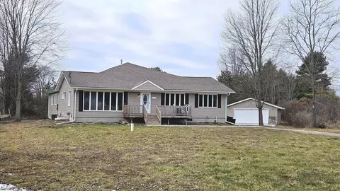 4375 Valencia, Capac, MI 48014