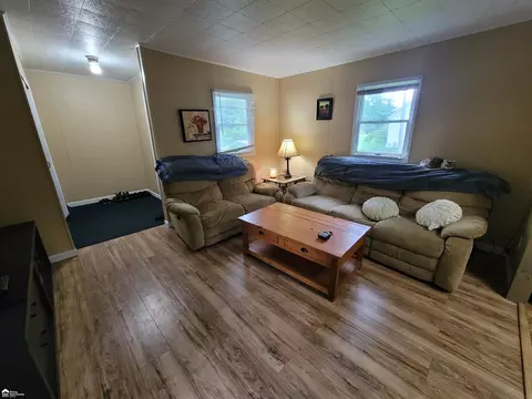 7403 Johnson, Flushing, MI 48433 photo 5