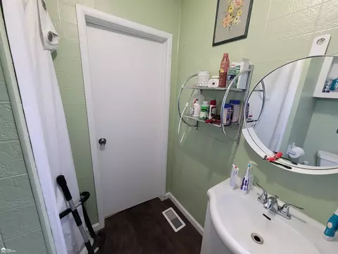 7403 Johnson, Flushing, MI 48433 photo 11