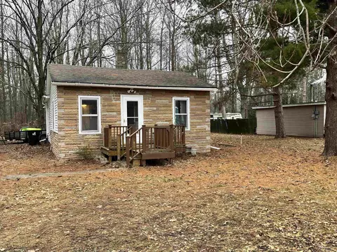 2327 N Huron, Fraser, MI 48650