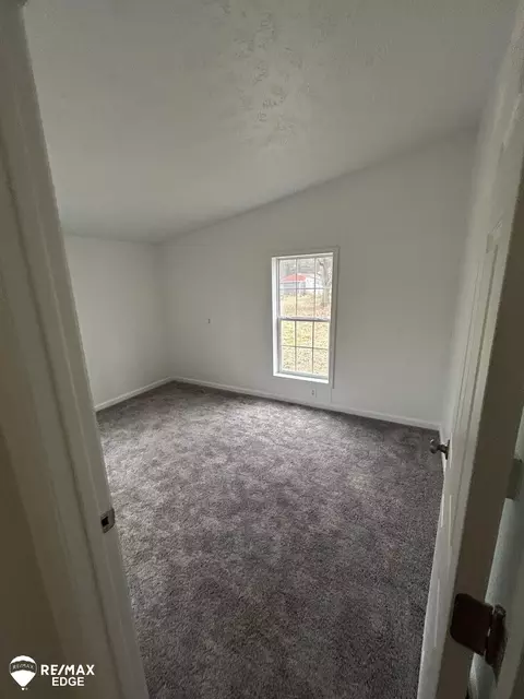 7555 E Baseline, Mount Pleasant, MI 48858 photo 9