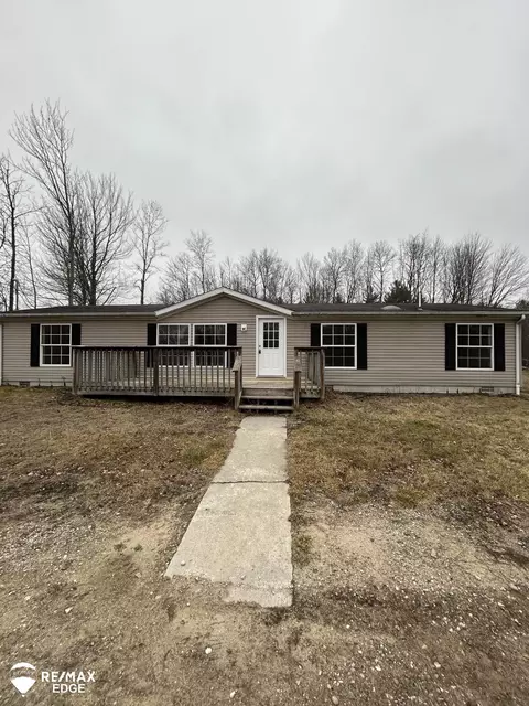 7555 E Baseline, Mount Pleasant, MI 48858
