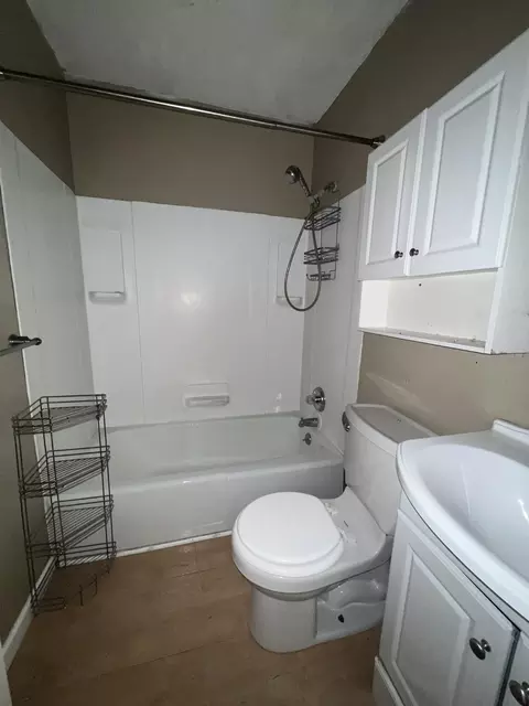 2407 Brookside, Flint, MI 48503 photo 9
