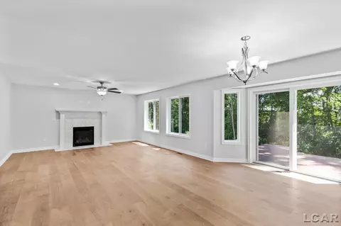 1094 Preservation, Tecumseh, MI 49286 photo 3