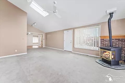 2950 S Custer, Monroe, MI 48161 photo 4