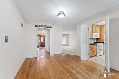 2950 S Custer, Monroe, MI 48161 photo 16