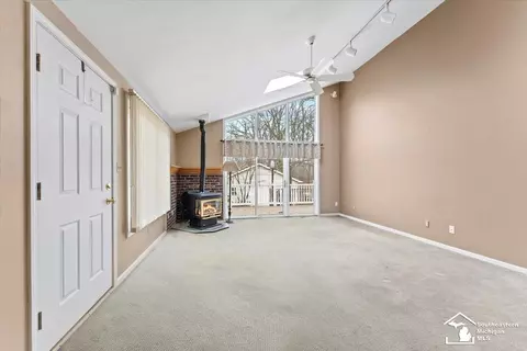 2950 S Custer, Monroe, MI 48161 photo 5