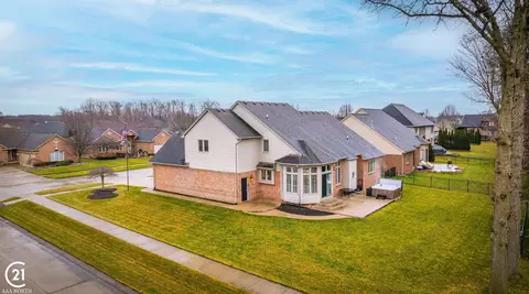 50119 Josephine, Macomb, MI 48044 photo 7