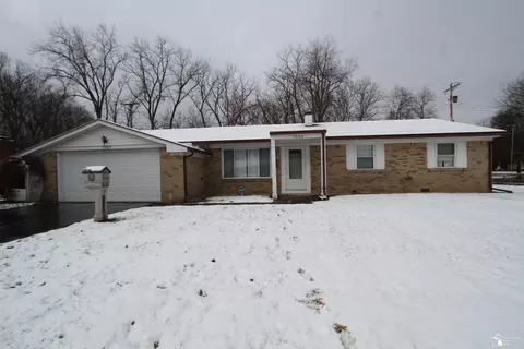7083 Edinburgh, Lambertville, MI 48144