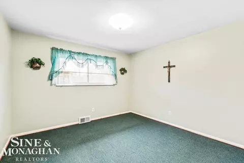 4301 Palms, Casco, MI 48064 photo 13