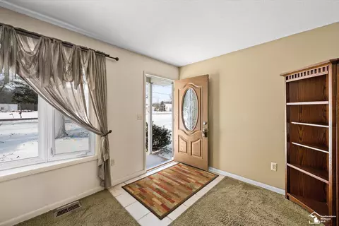 9344 Crabb, Temperance, MI 48182 photo 6