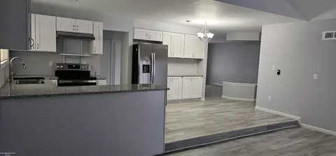 37364 Hacker, Sterling Heights, MI 48310 photo 14