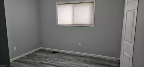 37364 Hacker, Sterling Heights, MI 48310 photo 22