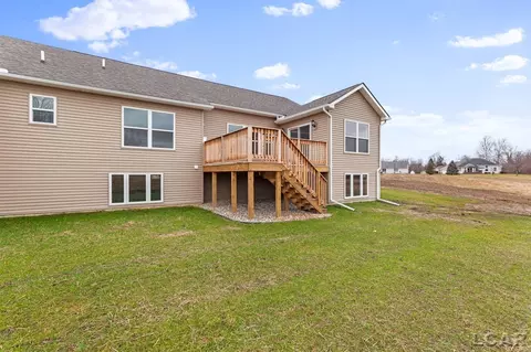 2803 Hope, Adrian, MI 49221 photo 3
