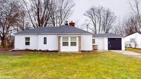 23145 Shiell, Clinton Township, MI 48035