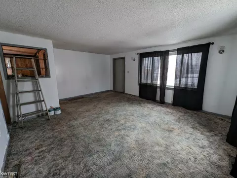 1305 N Cornell, Flint, MI 48505 photo 8
