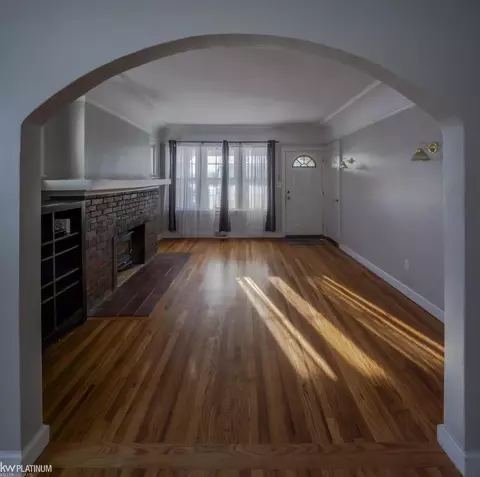 Living - 33151 Klein Rd, Fraser, MI 48026 photo 2 of 3