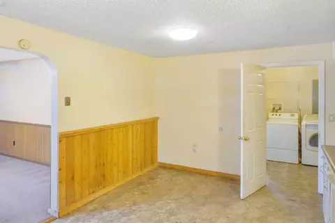 1982 Range, Port Huron, MI 48060 photo 3