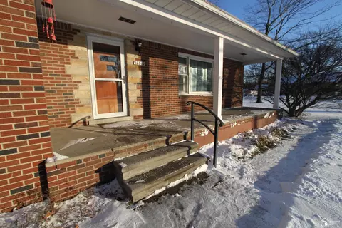 12512 Maxwell, Carleton, MI 48117 photo 3