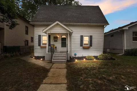 26234 Atwater, Flat Rock, MI 48134