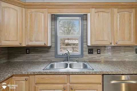 321 Veit, Davison, MI 48423 photo 13
