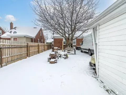 4100 Bingham, Dearborn, MI 48126 photo 24