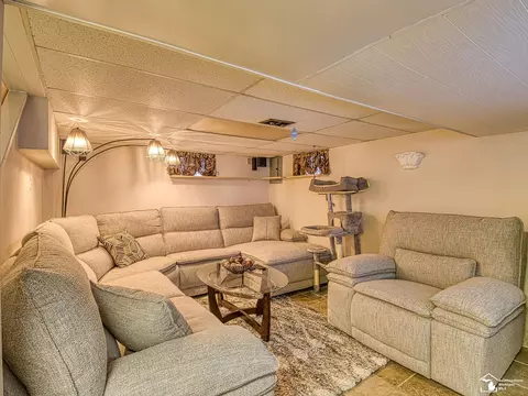 4100 Bingham, Dearborn, MI 48126 photo 29