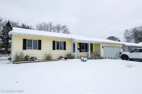 613 Winters Eave, Flushing, MI 48433