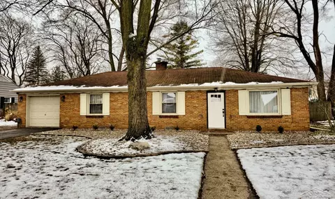 1201 Lathrup, Saginaw, MI 48638