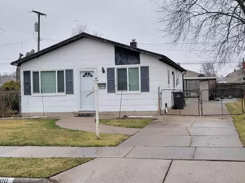 29000 Rosebriar, Saint Clair Shores, MI 48081