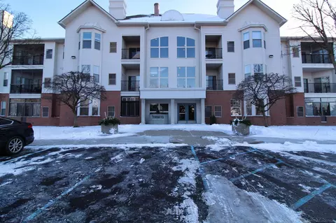 39216 Hayes, Clinton Township, MI 48038