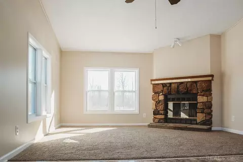 8974 Cribbins, Jeddo, MI 48032 photo 4