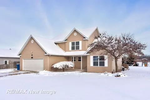 1628 Palomino, Saginaw, MI 48609