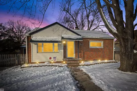30115 Calahan, Roseville, MI 48066